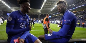 <?php the_title(); ?>