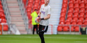 德转：拉姆斯代尔转会费合计3500万欧，高于皮克福德和诺伊尔