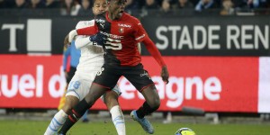 记者：巴黎准备3000万欧报价卡马文加，雷恩倾向于接受