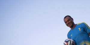 卡福：梅西在阿根廷总是要承受着压力，当他在场上时就是主角