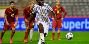 记者：巴黎可能为凯西开出接近900万欧税后年薪