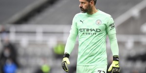 进球网：若埃德森和斯特芬均缺战莱斯特城，曼城需启用三门卡森