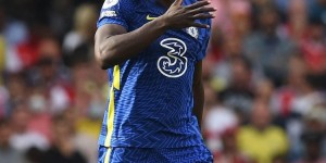 若日尼奥：卢卡库是一个非常谦逊的人，他每天都想要进步和提高