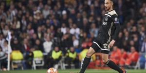 西媒：尤文图斯、AC米兰和罗马都想免签阿贾克斯右后卫马兹拉维