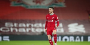 罗伯逊：萨拉赫现在是世界上最好的球员，他说他愿意留在这里