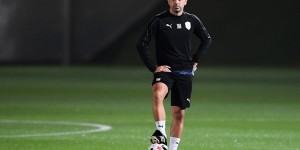 每体：若哈维上任库鸟未来成疑，卢克-德容将离队德佩面临竞争