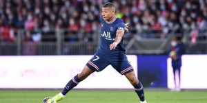 记者：皇马的财力肯定能买得起哈兰德、姆巴佩、博格巴中的两人