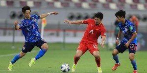 粤媒：国足打法“四不像”，“移植”广州队打法未尝不是明智之举