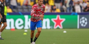 克劳奇：现代足球已发生很大变化，C罗在曼联那样的踢法不流行了