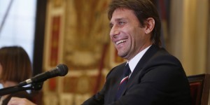 <?php the_title(); ?>