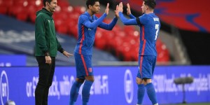 <?php the_title(); ?>