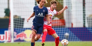 塞尔电台：巴萨考虑签回前拉玛西亚天才哈维-西蒙斯