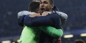 熬出头了？奇克自2015年9月以来首次为切尔西在欧冠中首发