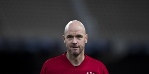 泰晤士报：滕哈赫在曼联帅位争夺中领跑，他想侧重改变比赛风格