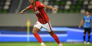 足球报：阿布拉汗因护照没及时办妥未参加迪拜杯，期待踢亚运会