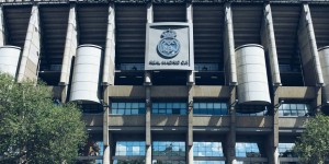 世体：皇马战曼城会有将近1500名警察+安保维护球场内外秩序