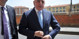 加利亚尼：哲科or伊卡尔迪？巴黎比萨拉热窝的山峰更迷人