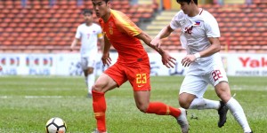 连媒：单欢欢在国青受伤适用于减免，足协用保险认定痊愈匪夷所思