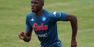 罗体：奥斯梅恩已经和那不勒斯主帅斯帕莱蒂和解