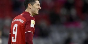 还放吗？记者：拜仁现在找不到合格的莱万替代者