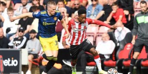 TA：曼联阿森纳有意圣徒后卫彼得斯，热刺有3000万镑回购条款