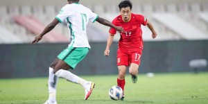 媒体人：对戴伟浚的使用不能冒进 防止重蹈黄紫昌重伤的覆辙