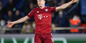 记者：莱万要求拜仁与巴萨商谈转会，拜仁对谈判抱开放态度