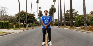 芒特：斯特林是一位顶级的球员，过去几年从他身上学到许多