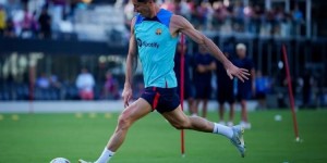 世体盘点莱万过往对阵皇马表现：8场3胜2平3负，个人打进6球