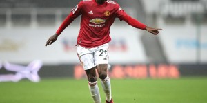 TA：水晶宫与西汉姆均对万比萨卡发出报价，但都被曼联拒绝