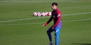 佩德里：哈白布在巴萨&国家队都创造了历史 希望有机会赢得金球奖