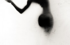 法國偷窺狂攝影師　原來他相機底下的女人這麼美