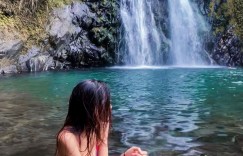 陽光又甜美！純天然「台灣正妹」熱愛上山下海，超狂「腹肌馬甲線」有夠吸睛