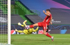 体图：莱万不满拜仁转会策略 他对加盟巴黎不感兴趣