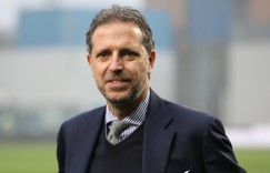 斯基拉：曼联有意邀请帕拉蒂奇，并第一时间联系了他