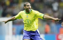 传奇！阿德里亚诺将入选马拉卡纳球场星光大道