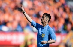 北青：马宁、王迪可能会在40强赛进行期间为国足做提示与培训