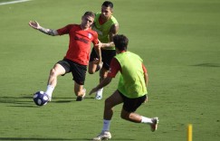 特里皮尔：苏牙是可怕的对手，所以我很高兴能与他做队友