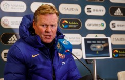 拉波尔塔确认：主教练科曼留任，将率巴萨征战下赛季