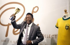 圣保罗记者：贝利依然在重症监护室 还未确定肿瘤是良性还是恶性