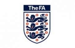 英格兰U21大名单更新：埃利奥特和塞塞尼翁因伤返回俱乐部