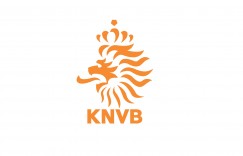 荷兰队官方：阿克因个人原因提前离队，加克波因伤退出