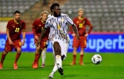 记者：巴黎可能为凯西开出接近900万欧税后年薪