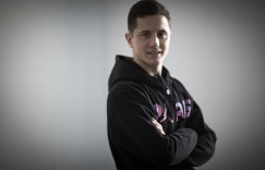 埃雷拉：我告诉NMM别睡着了，如果我是球队最佳射手说明有问题