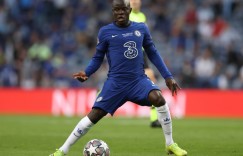 记者：切尔西正在与坎特&若日尼奥等多名球员商谈续约问题