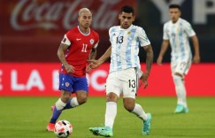 电讯报：罗梅罗洛塞尔索不准备离开阿根廷队，热刺可能对他们罚款