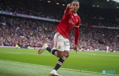 马奎尔：格林伍德终结能力出众，在防守中给他一码的空间就可破门