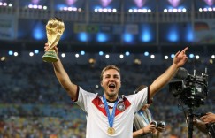 德媒：因为私人原因，格策无法参加勒夫的告别仪式