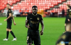 世体：本菲卡打算引进乌姆蒂蒂，但球员想留在巴萨向哈维证明自己