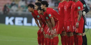 新华体育：国足只能放手一搏